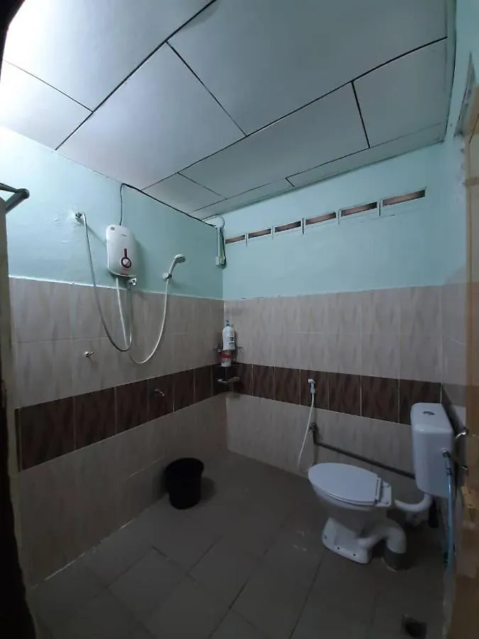 Homestay Zulaika Kota Aur Кепала Батас Малайзия